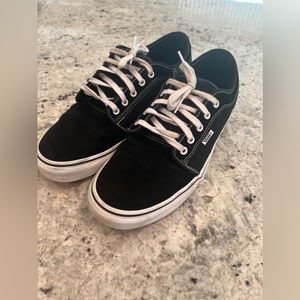 Vans Chukka Low Shoe